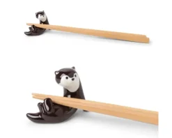 Chopstick Rest Otter Dark Brown